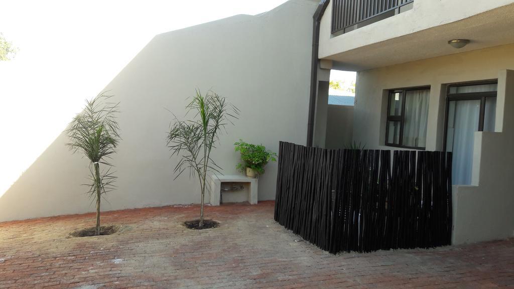 Self-Catering Studio, Unit 6 On Krupp Windhoek Dış mekan fotoğraf